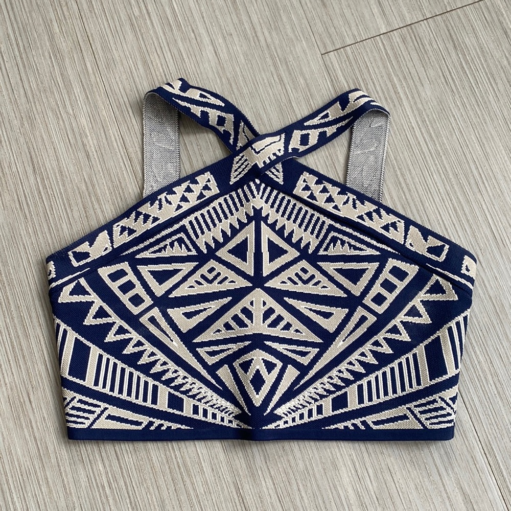 BCBGMAXAZRIA crop top